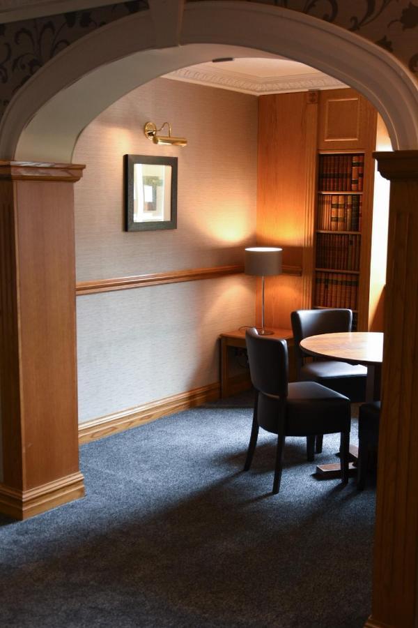 Cairn Hotel Bathgate Exterior foto