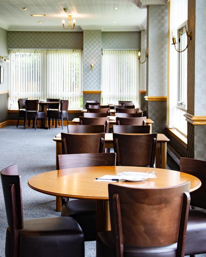 Cairn Hotel Bathgate Exterior foto