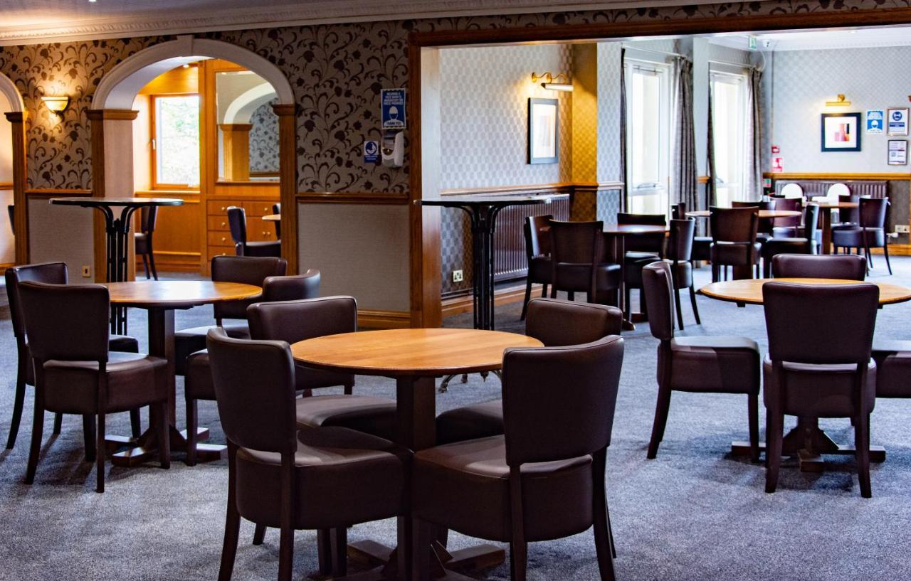 Cairn Hotel Bathgate Exterior foto